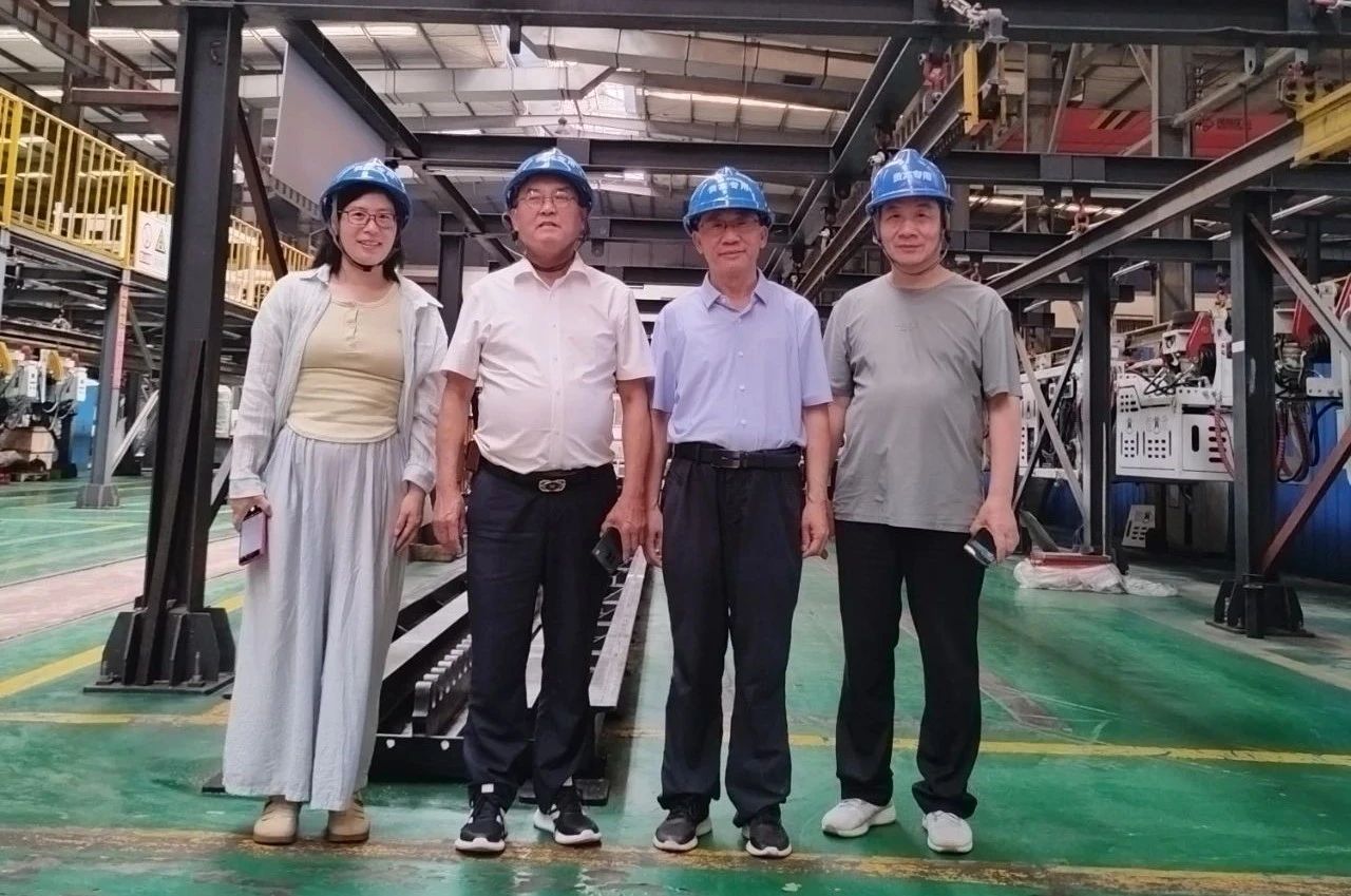 徐州立人單軌?？傄恍猩W臨我司考察